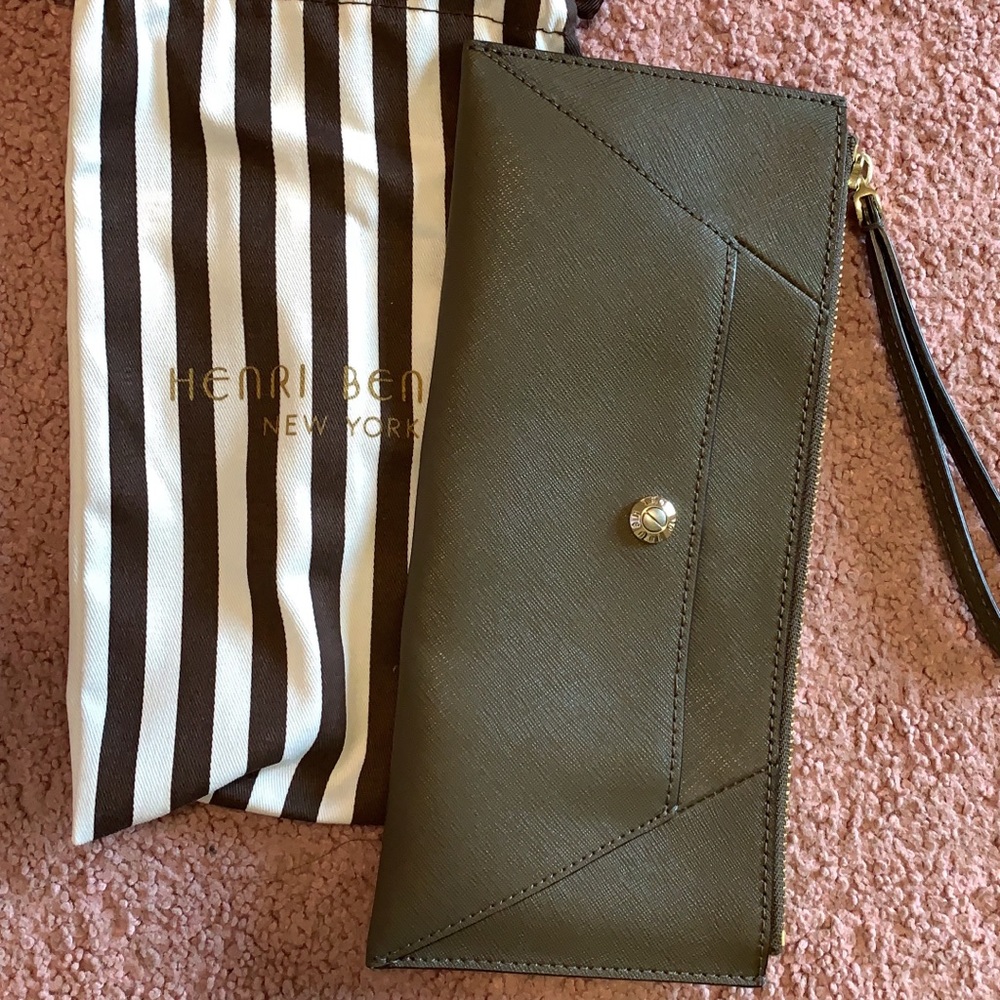 Henri Bendel clutch